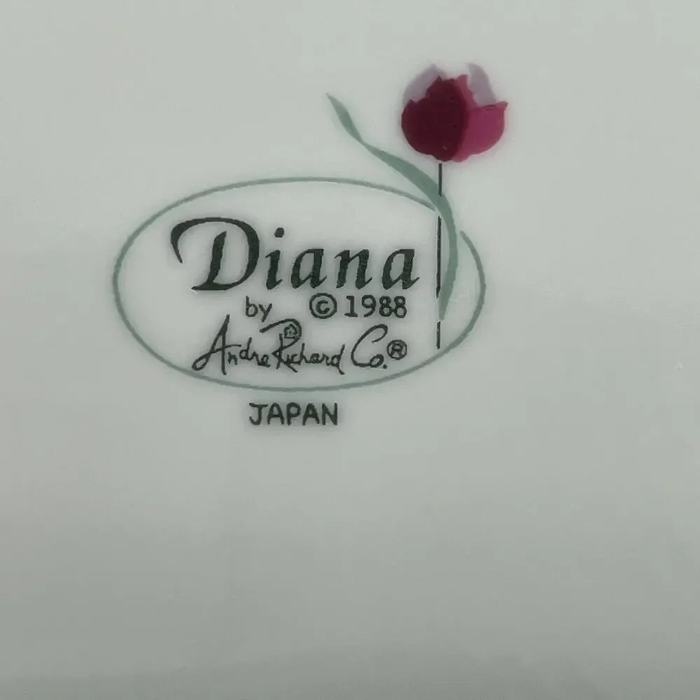 1988 Diana by Andre Richard Co Japan tulips soap dish and toothbrush holder